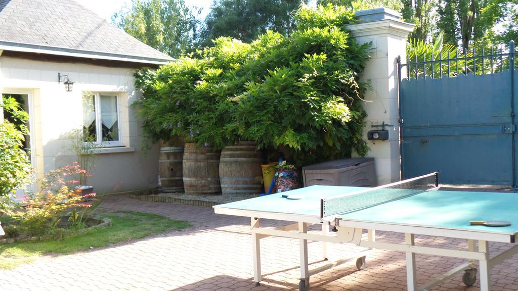 Le Clos De La Chapelle - Gite Les Glycines Exterior photo